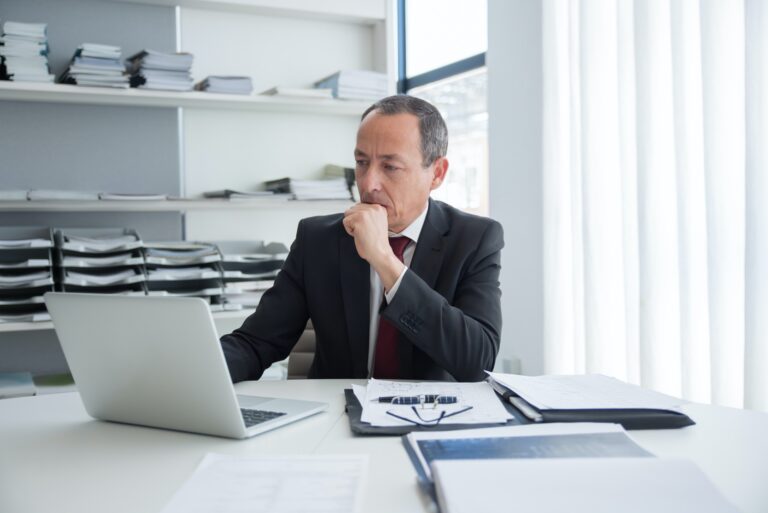 Read more about the article Challenges a Lawyer May Face While Marketing Their Firm